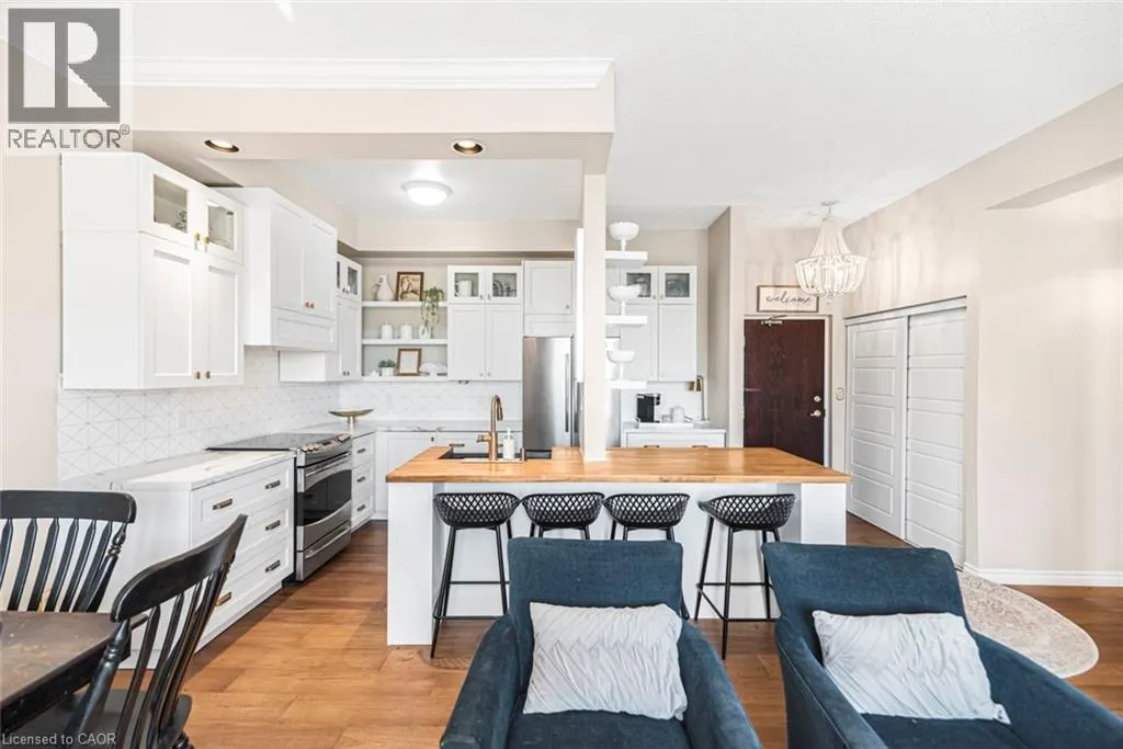 262 DUNDAS Street E Unit# 311 #311