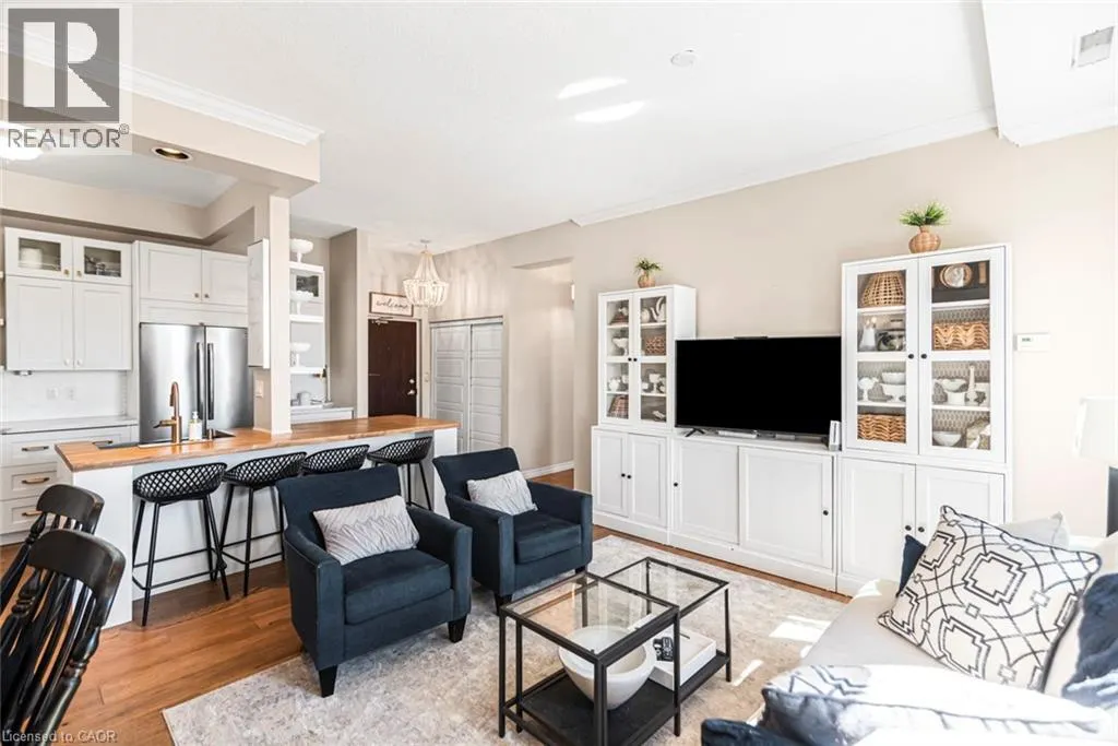262 DUNDAS Street E Unit# 311 #311