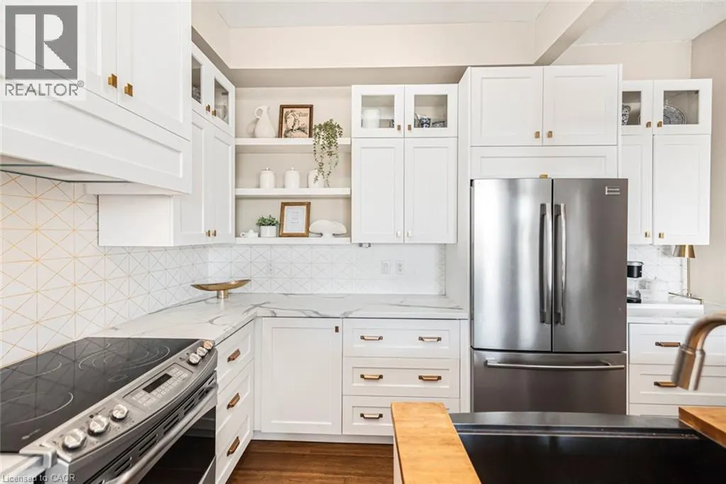 262 DUNDAS Street E Unit# 311 #311