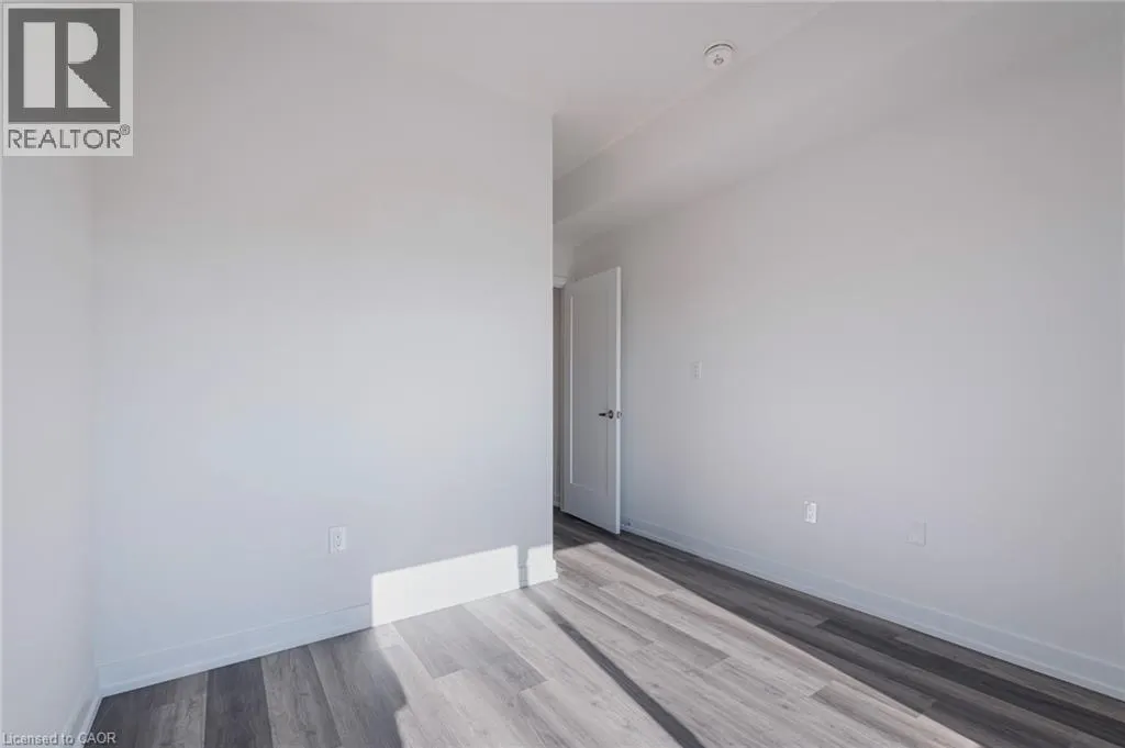 10 PALACE Street Unit# B5 #B5
