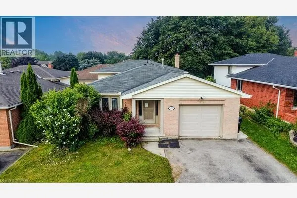 135 BRIERDALE Drive