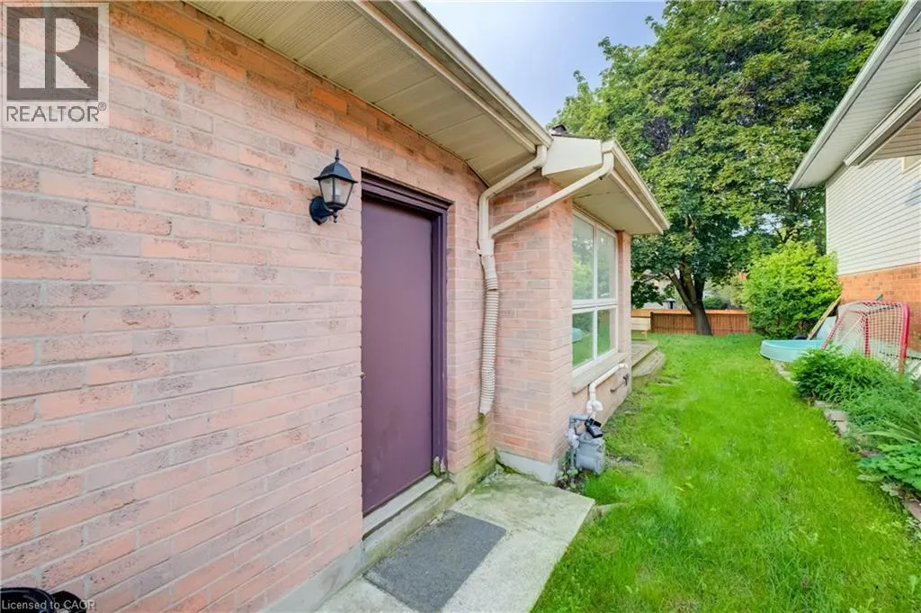 135 BRIERDALE Drive