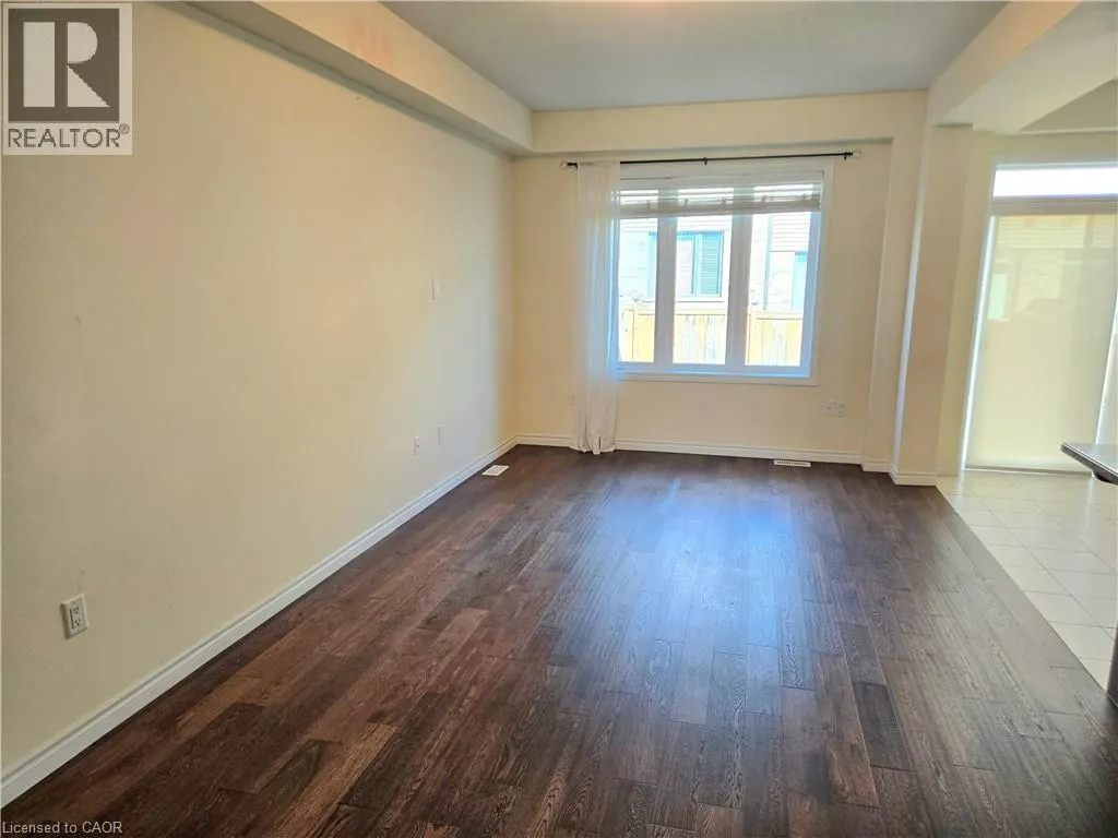 2C VIC CHAMBERS Place