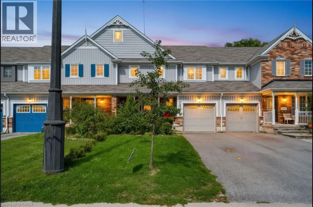 24 FALLINGBROOK Crescent