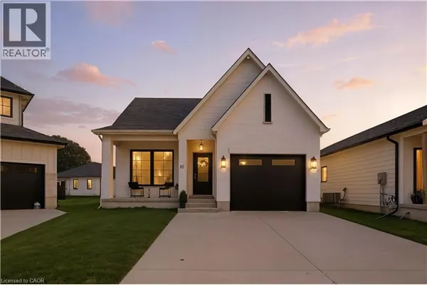 10 MACNEIL Court