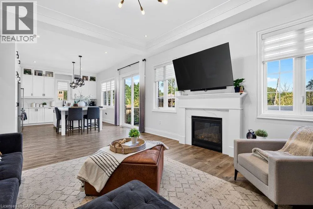 80 ELSTONE Place