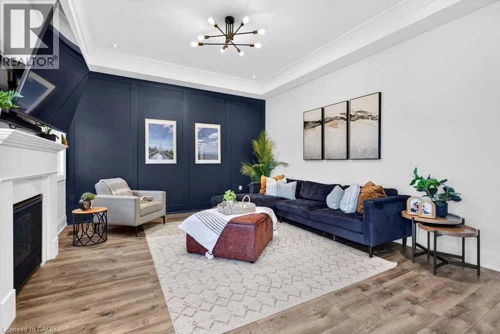 80 ELSTONE Place