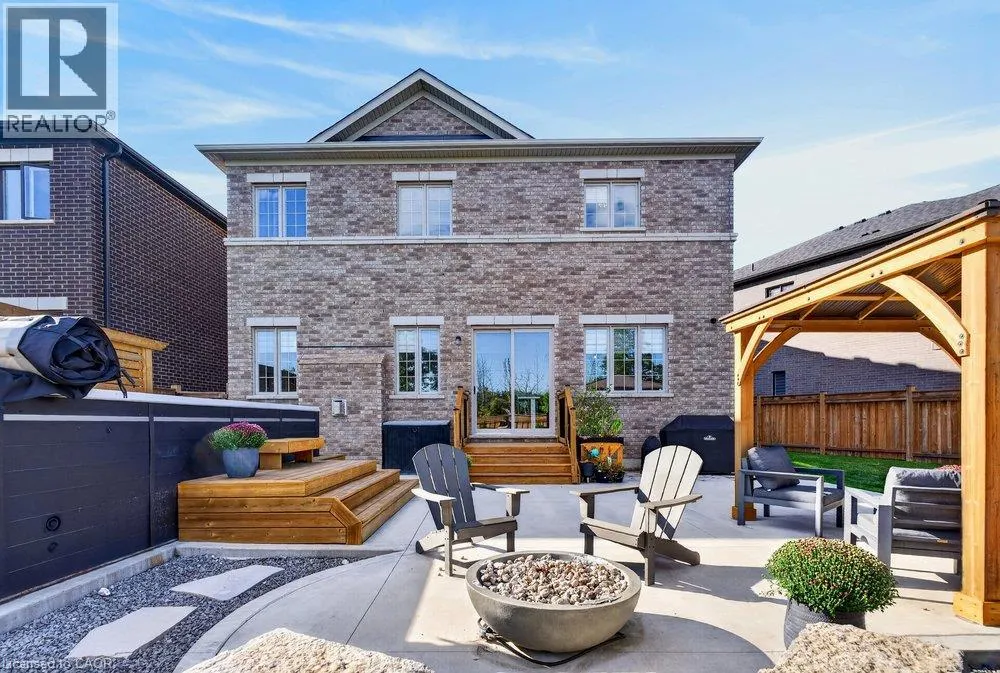 80 ELSTONE Place