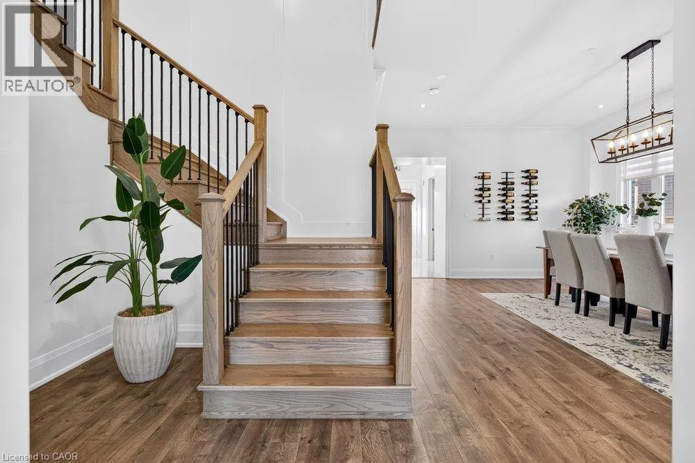 80 ELSTONE Place