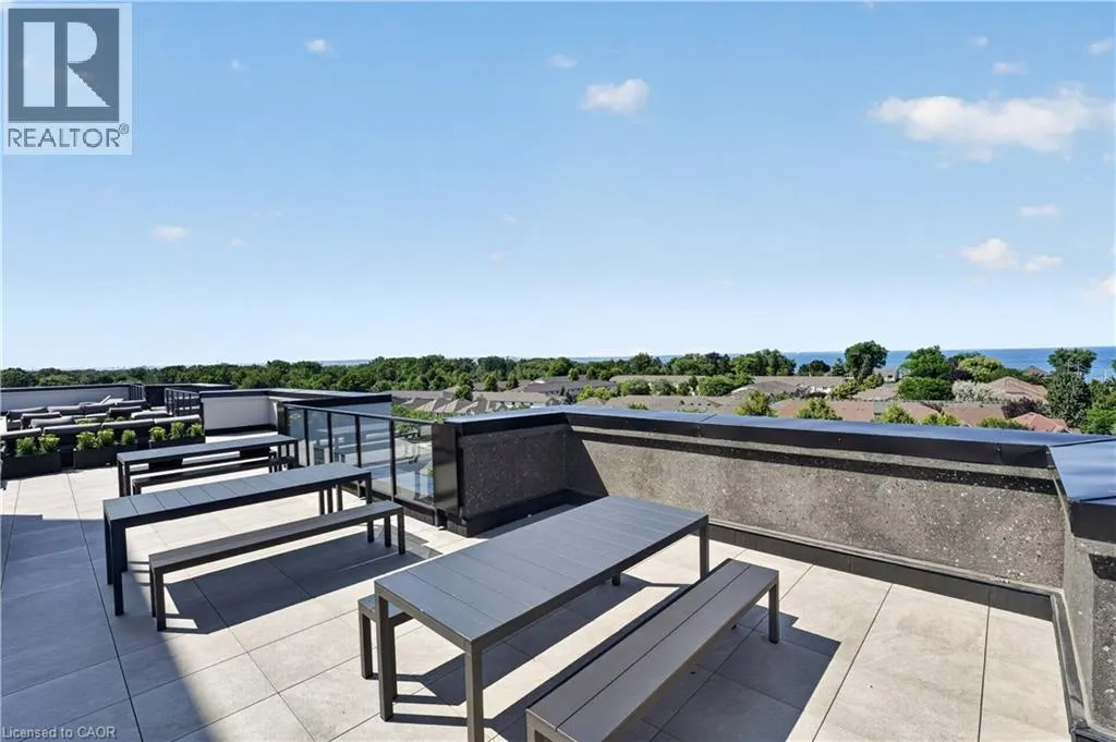 461 GREEN Road Unit# 703 #703