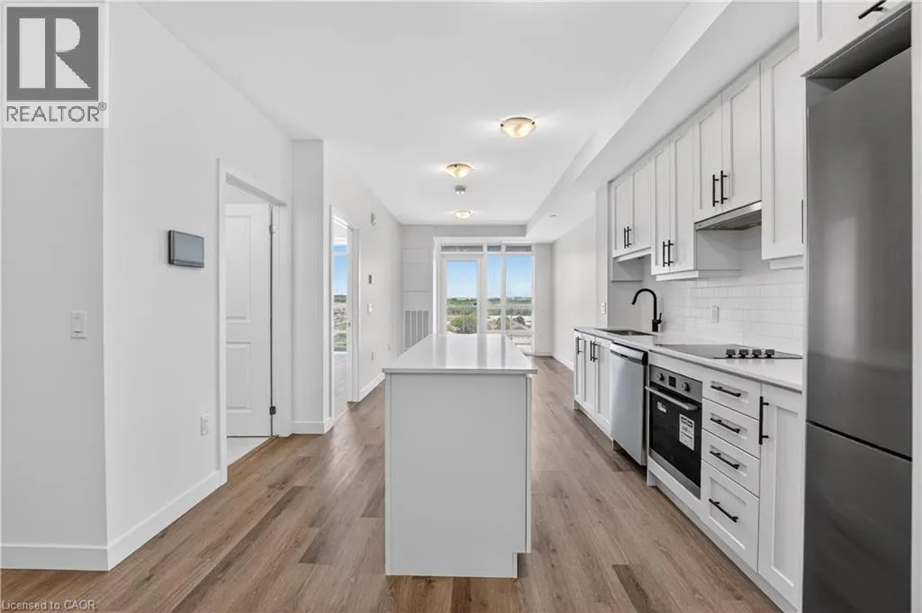 461 GREEN Road Unit# 703 #703