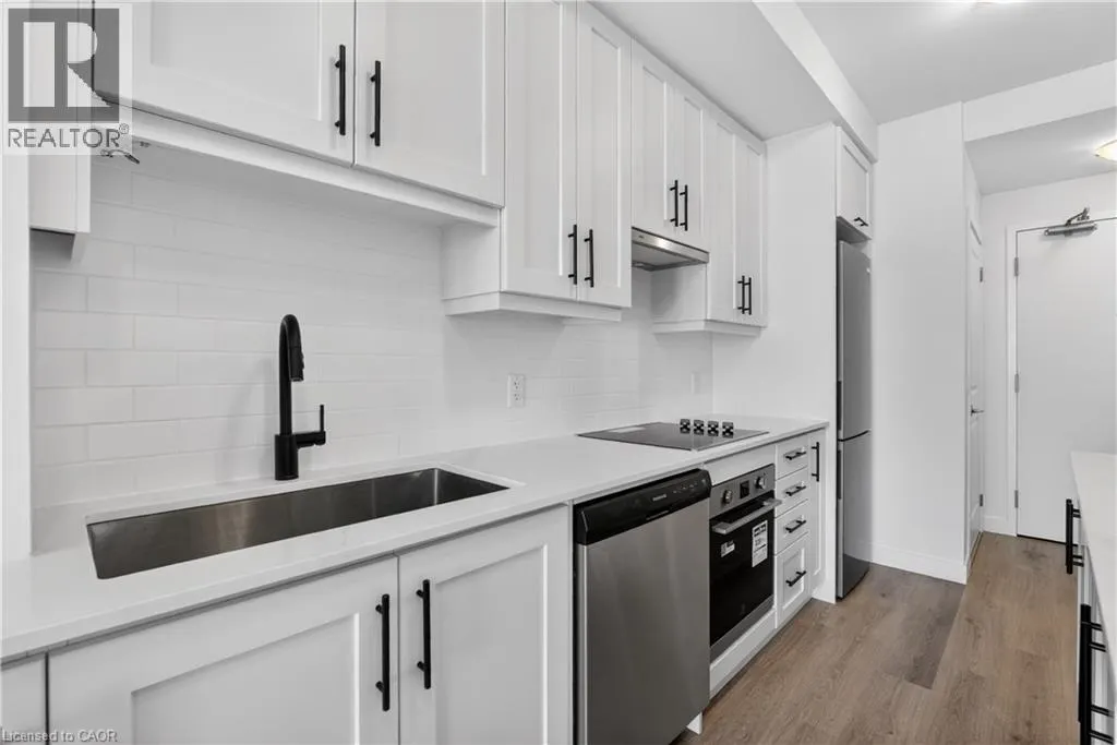 461 GREEN Road Unit# 703 #703