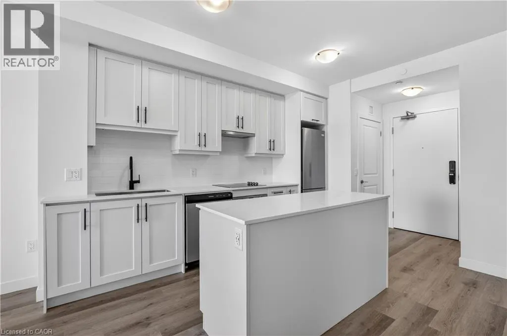 461 GREEN Road Unit# 703 #703