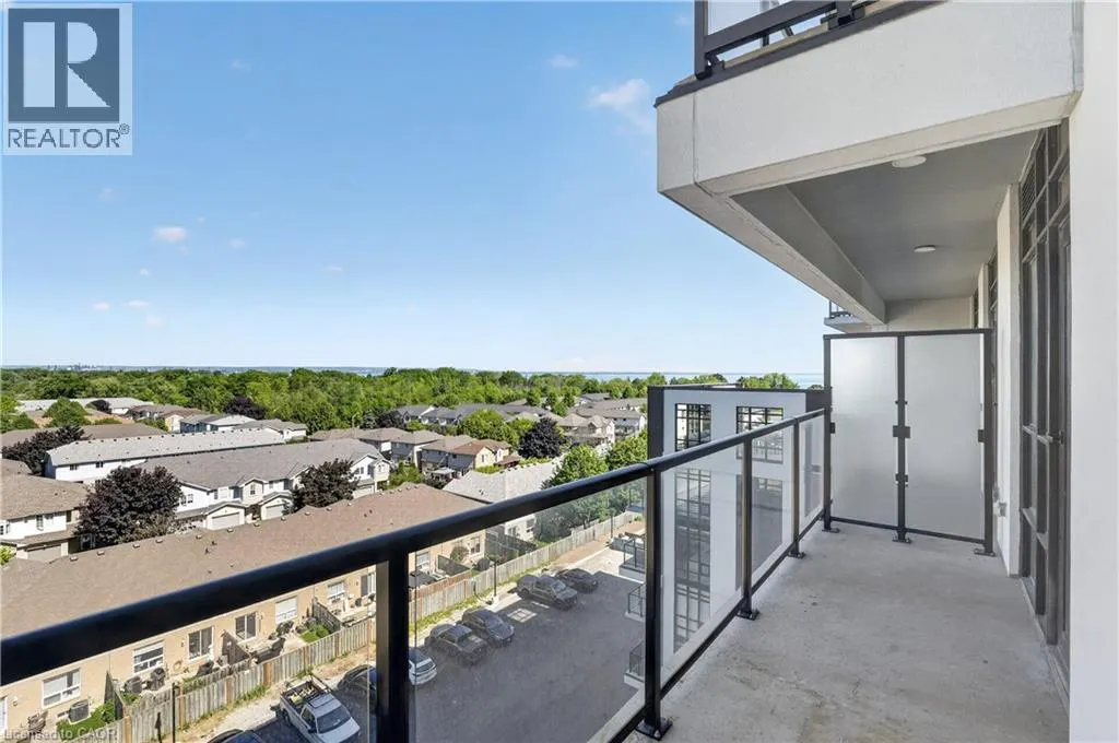 461 GREEN Road Unit# 703 #703