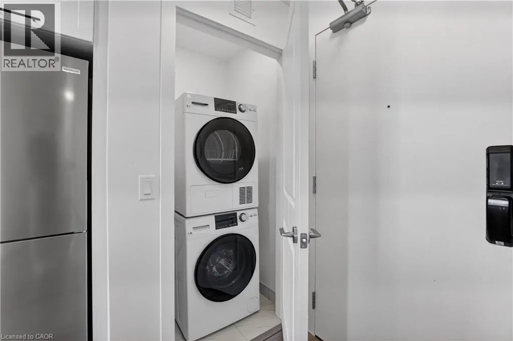 461 GREEN Road Unit# 703 #703