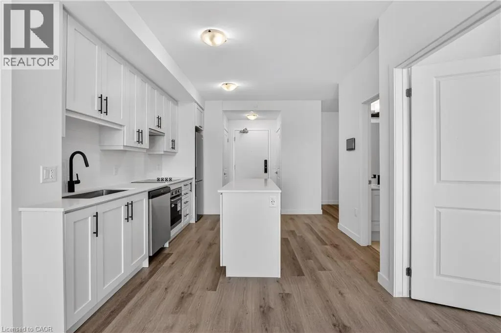 461 GREEN Road Unit# 703 #703