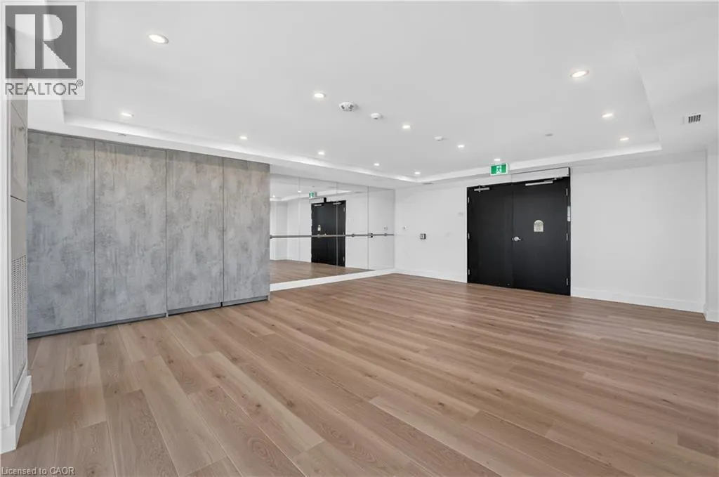 461 GREEN Road Unit# 703 #703