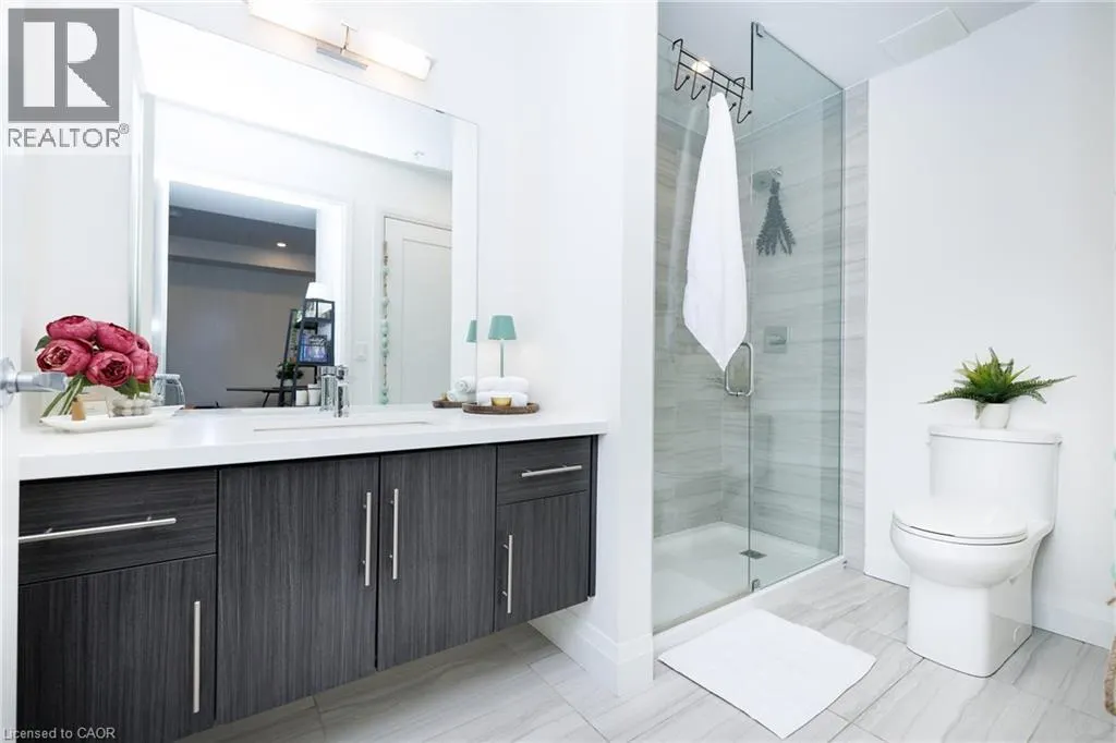 30 HAMILTON Street S Unit# 201 #201