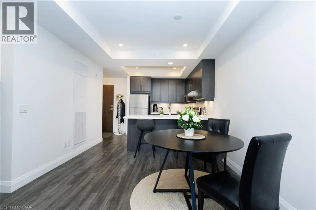 30 HAMILTON Street S Unit# 201 #201