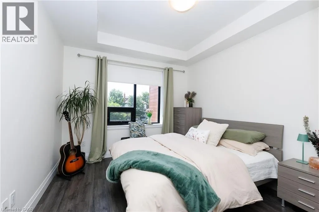 30 HAMILTON Street S Unit# 201 #201