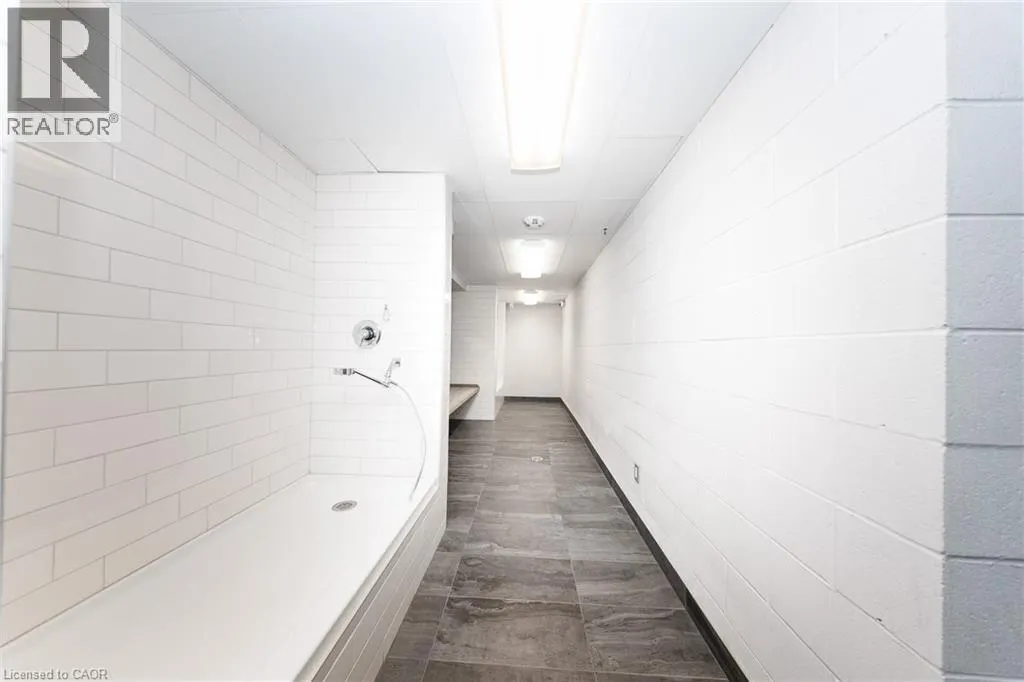 30 HAMILTON Street S Unit# 201 #201