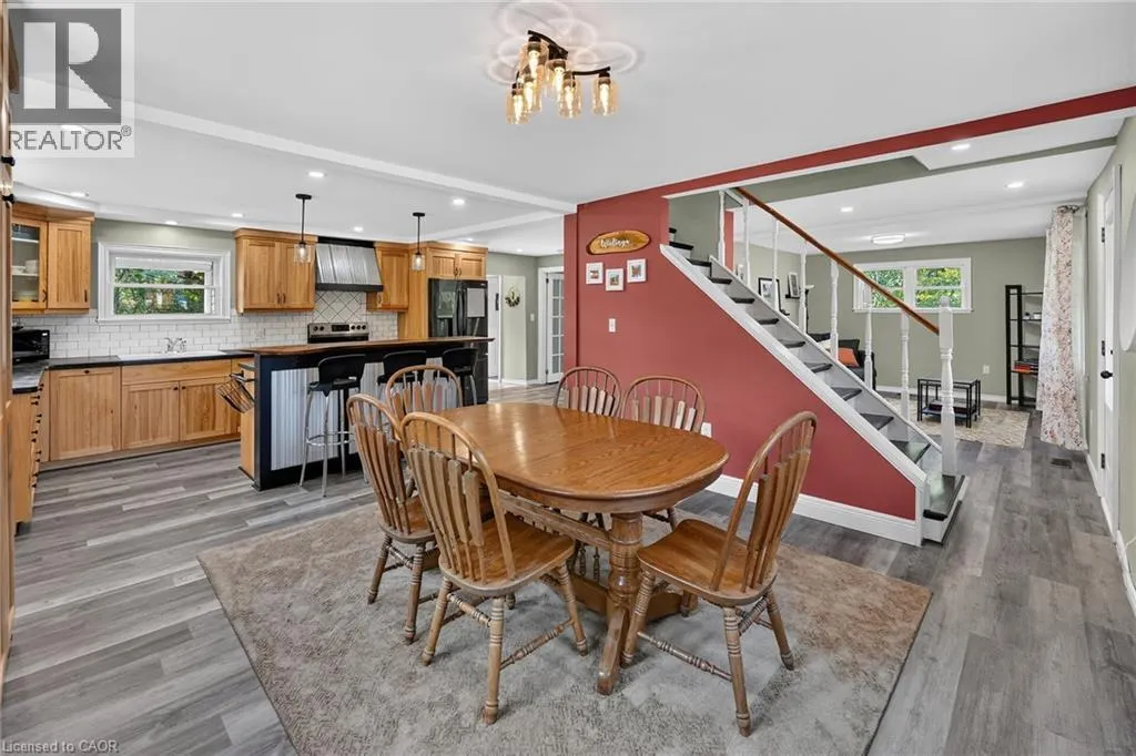843 LYONS CREEK Road