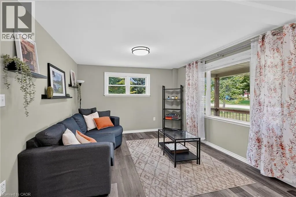 843 LYONS CREEK Road