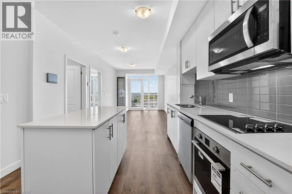 461 GREEN Road Unit# 822 #822