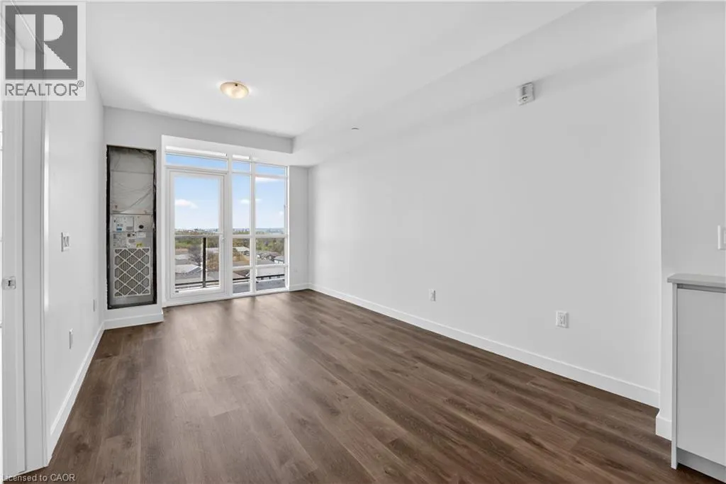 461 GREEN Road Unit# 822 #822