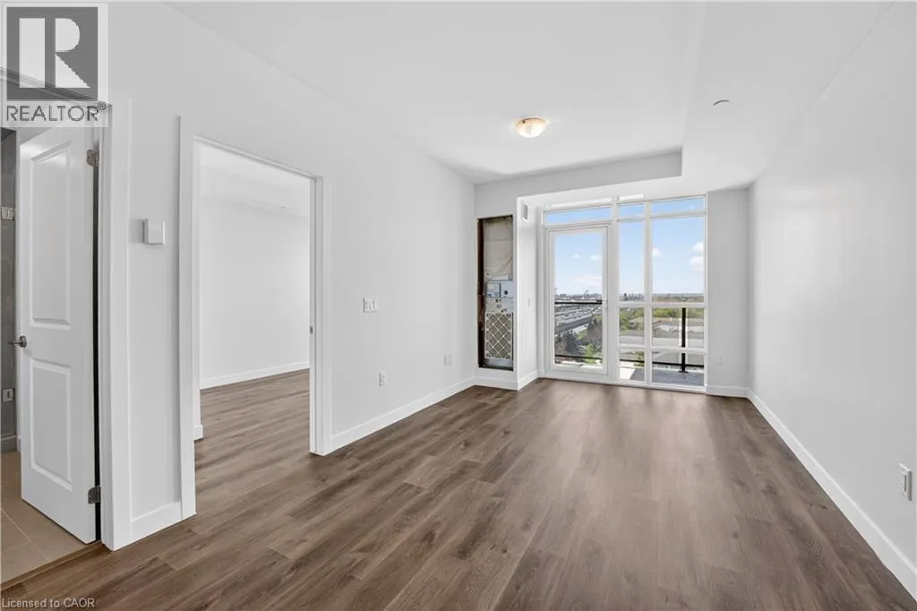 461 GREEN Road Unit# 822 #822