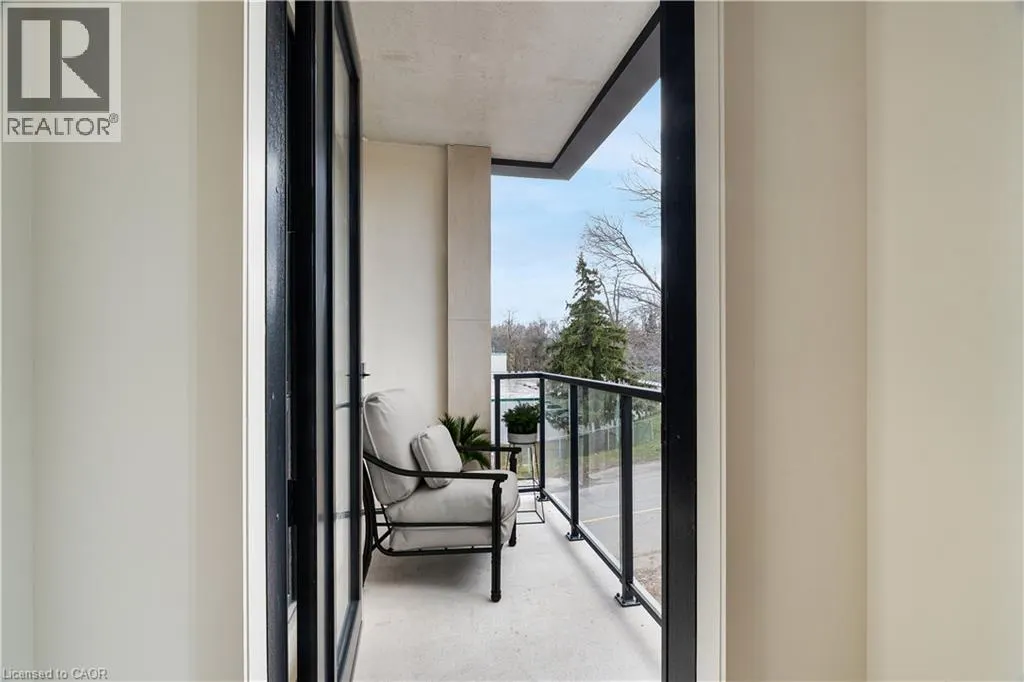 4390 HILLVIEW Drive Unit# 303 #303