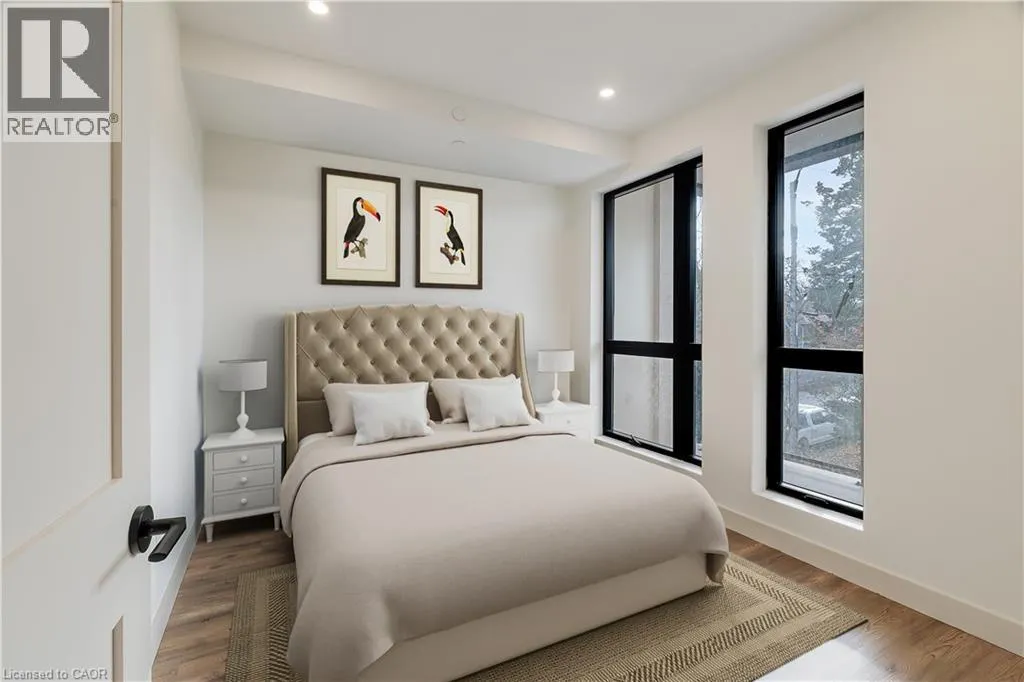 4390 HILLVIEW Drive Unit# 303 #303