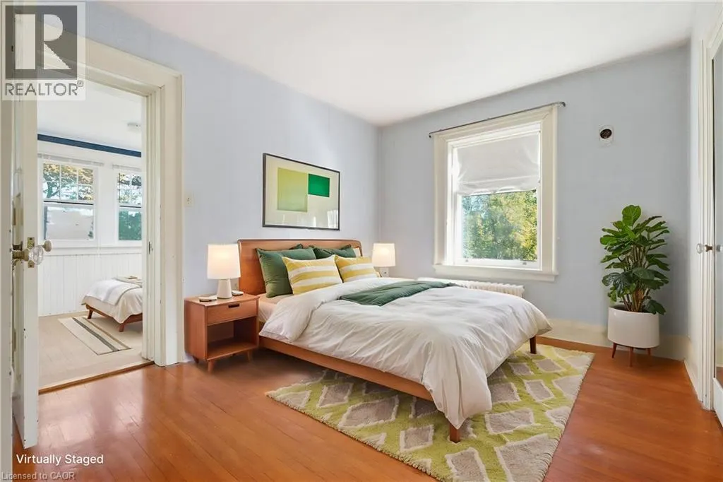 32 WENTWORTH Avenue