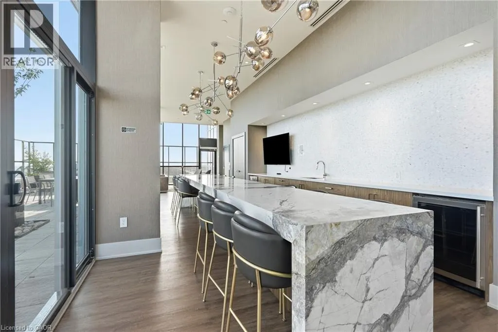 385 WINSTON Road Unit# 304 #304