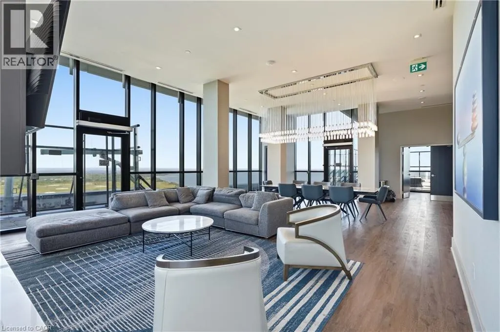 385 WINSTON Road Unit# 304 #304