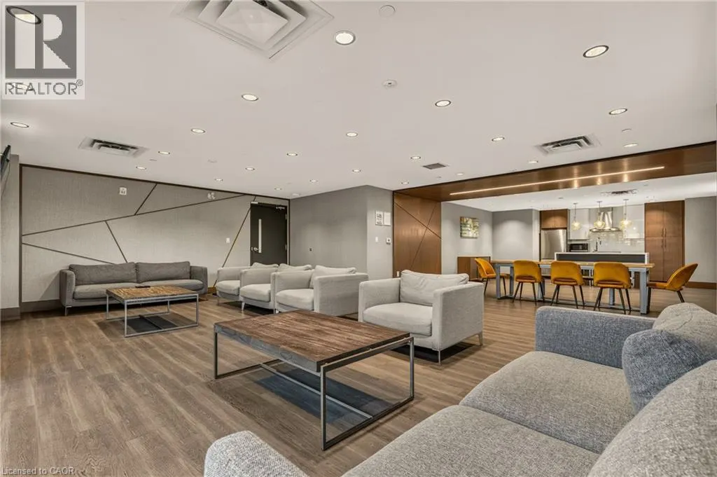 16 MARKLE Crescent Unit# 413 #413