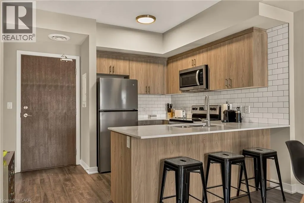 16 MARKLE Crescent Unit# 413 #413