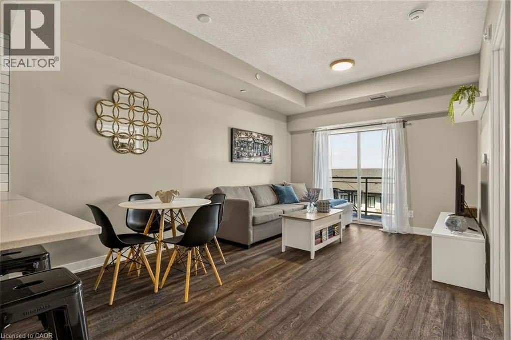 16 MARKLE Crescent Unit# 413 #413
