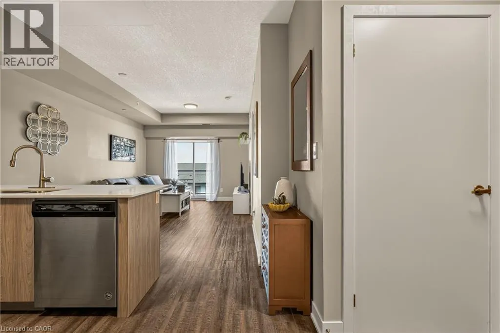 16 MARKLE Crescent Unit# 413 #413