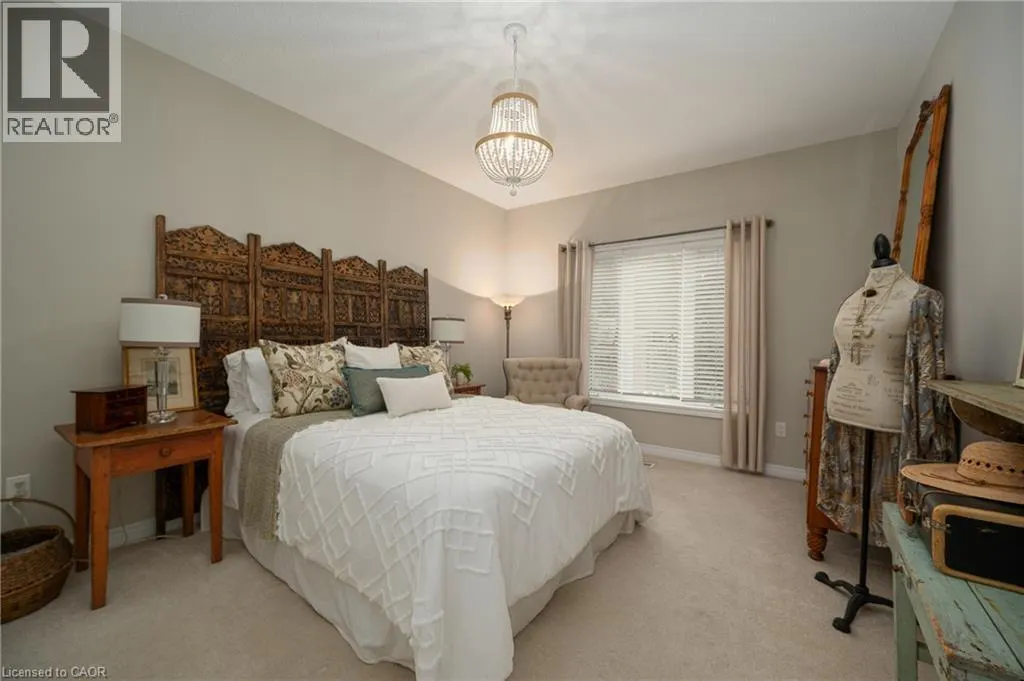 125 RIVERWALK Place