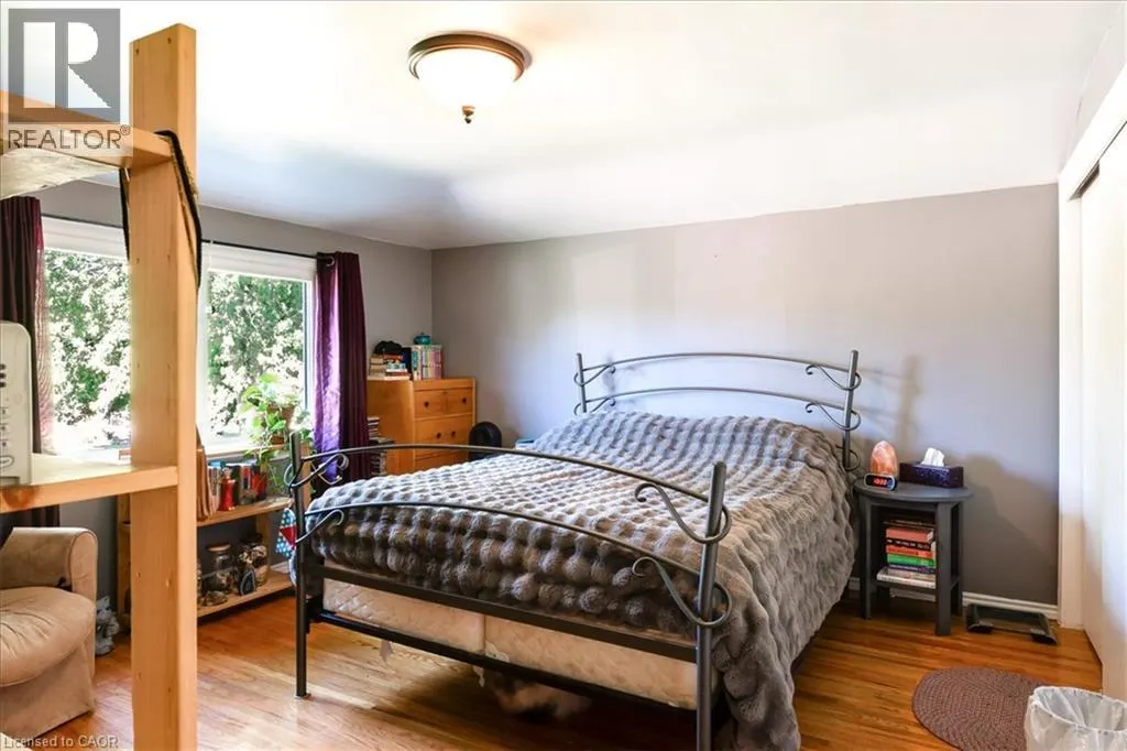 7 MARTIN Avenue
