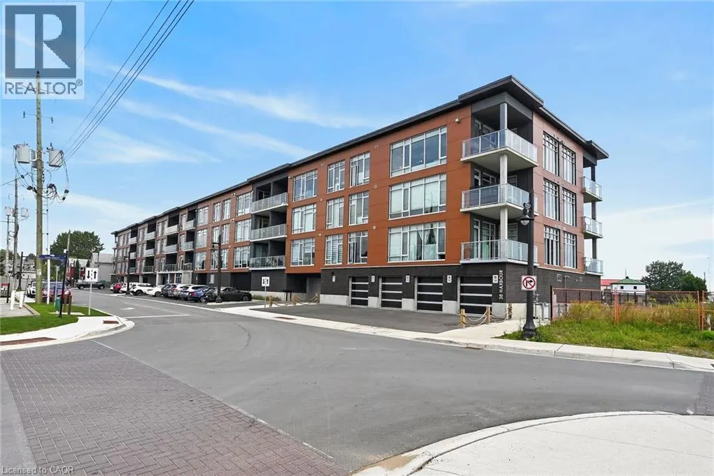 38 HARBOUR Street Unit# 304 #304