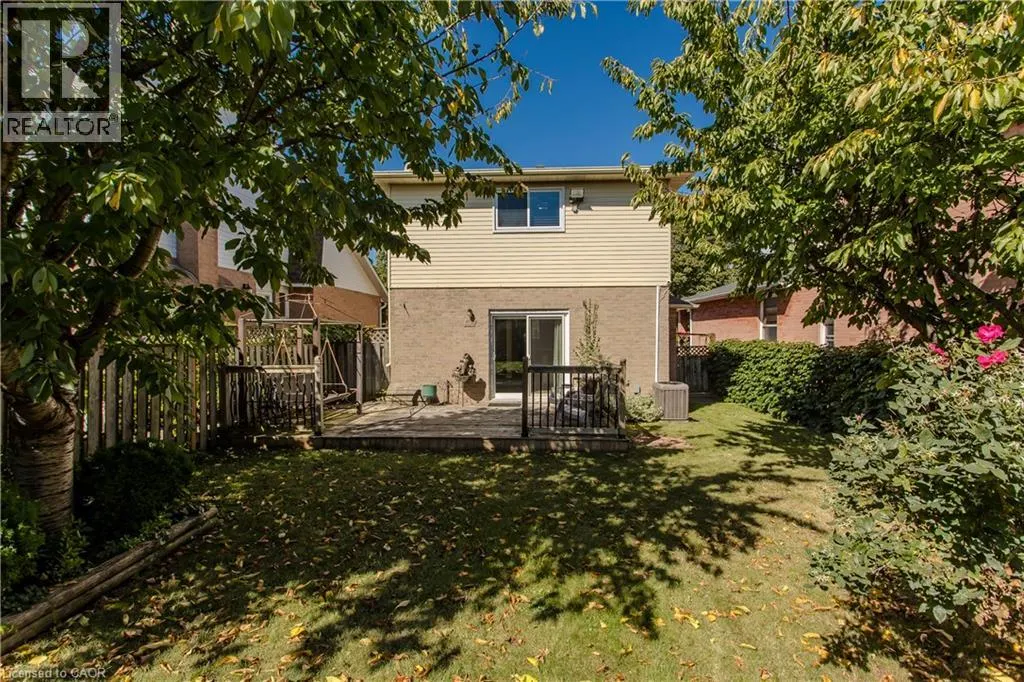14 ELLINGTON Avenue