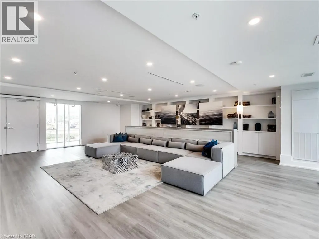 16 CONCORD Place Unit# 318 #318