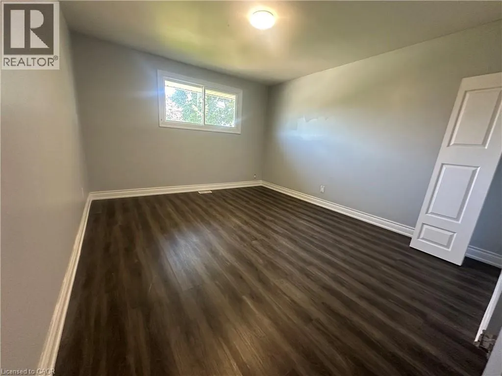 16 POPLAR Street Unit# Upper #Upper