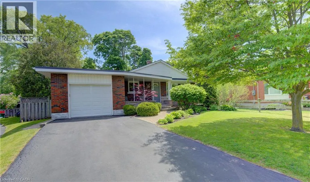 71 PINECREST Drive