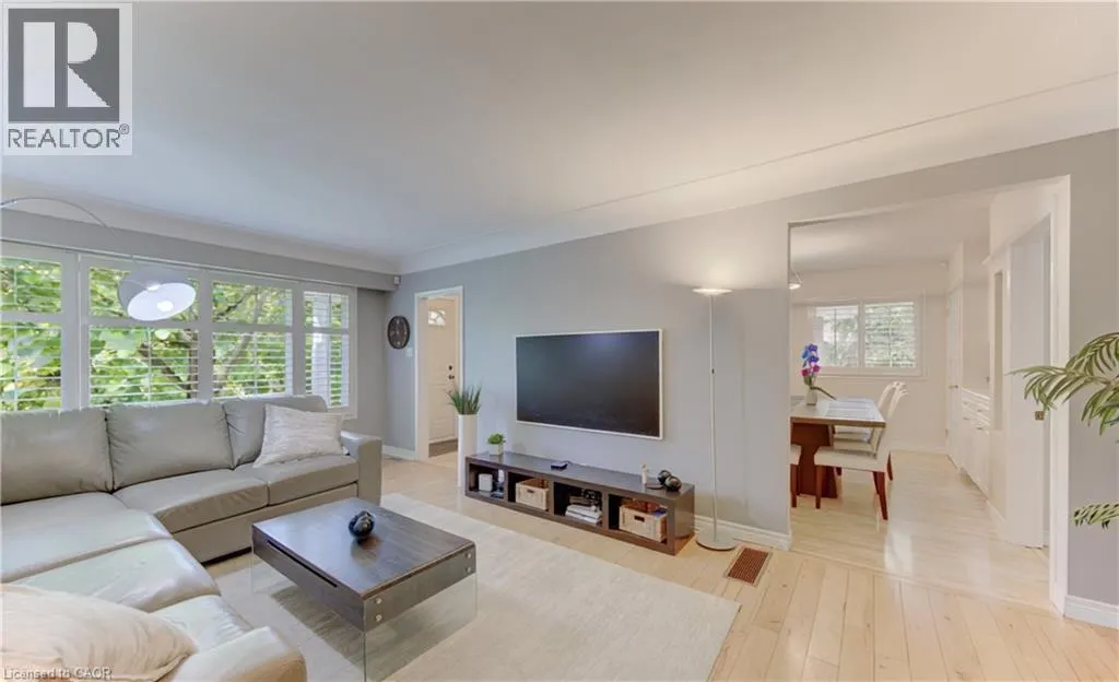 71 PINECREST Drive