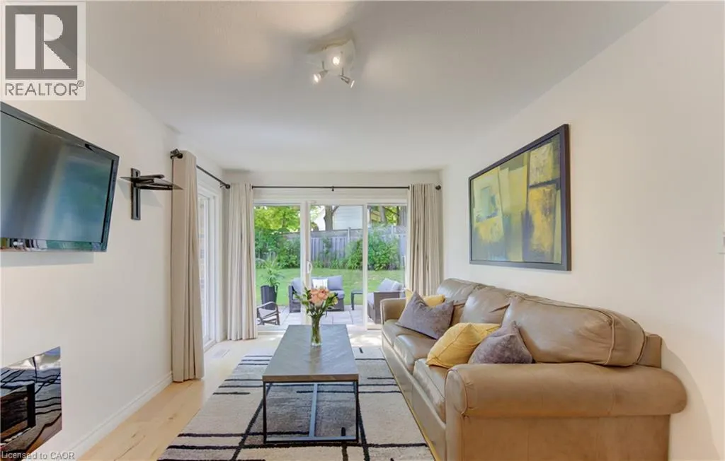 71 PINECREST Drive