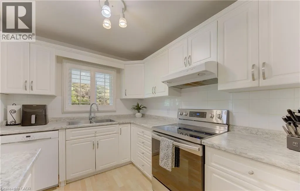 71 PINECREST Drive