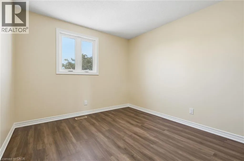 184 MACINTOSH Drive